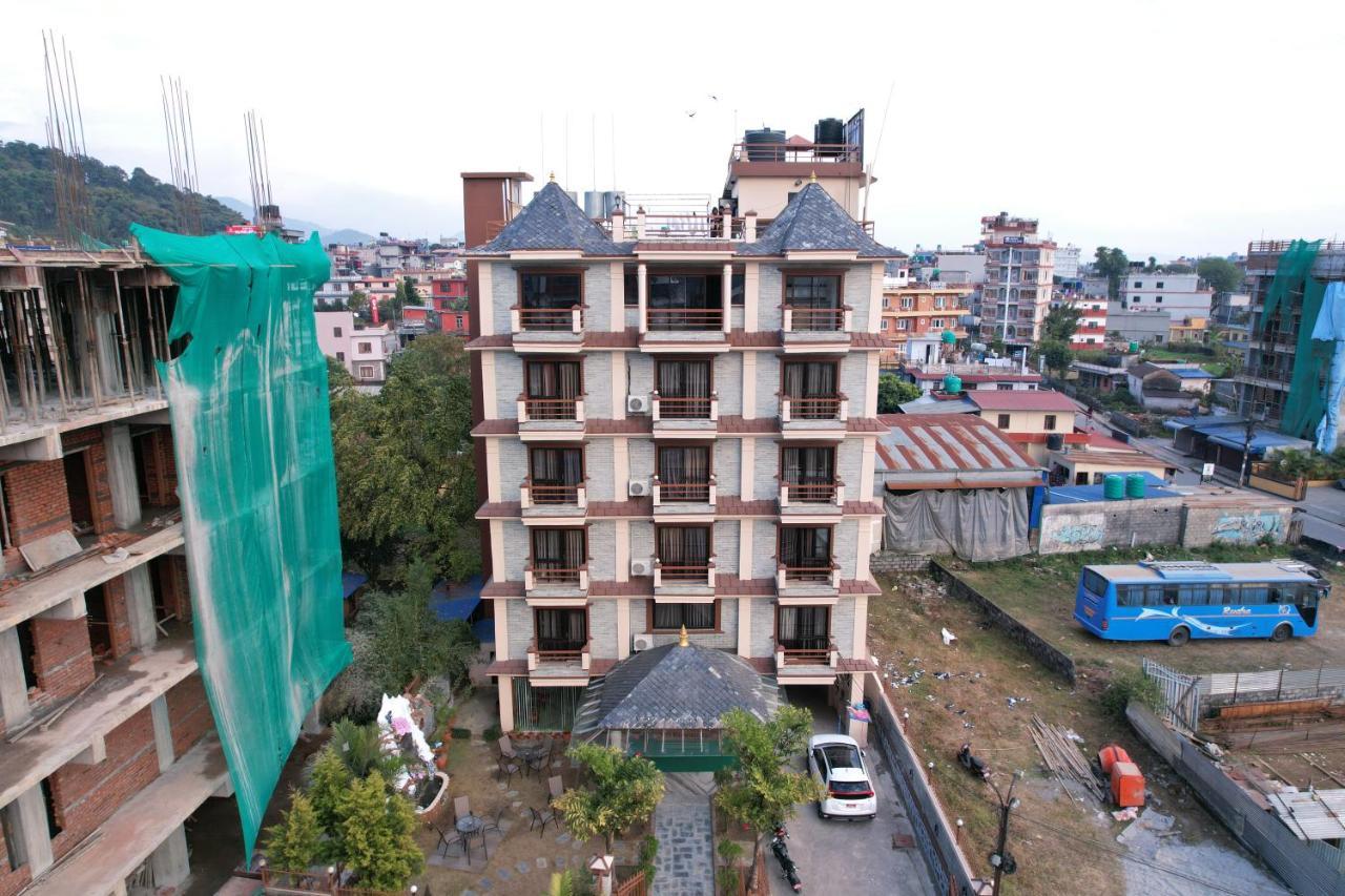 Kumari Star Inn Pokhara Exterior foto